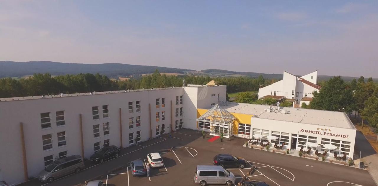 Kurhotel Pyramide Sibyllenbad نويالبرنويت المظهر الخارجي الصورة